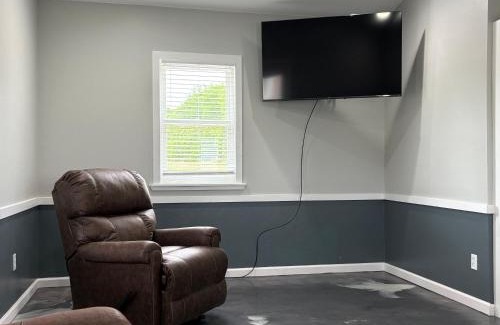 Davis House | Nexlevel Rentals
