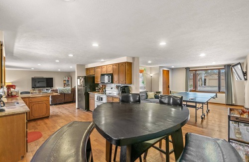 Loveland House | Next Family Vacation: Mtn. Views, Fire Pit, Ping Pong, & Xbox