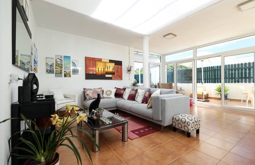 Charneca da Cotovia Apartment | Next T1 center of Sesimbra and surrounding beaches, sea view and Sierra