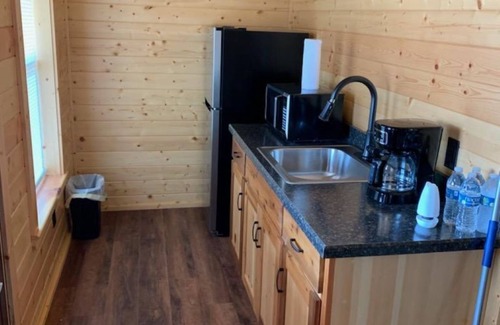 Hamilton Cabin | Next to Circle T Cabin 9