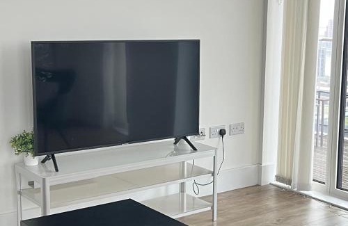 Woolwich Apartment | Next to London City airport Apartments