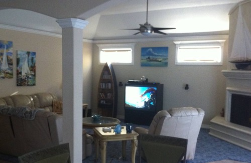 Surfside Beach House | 'Nexta Naked' On The Bay. No Shoes, No Shirt, No Problem!!