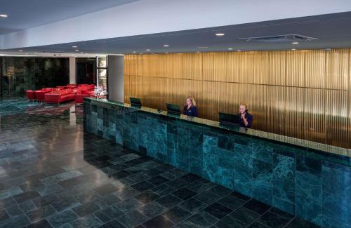 Smichov Hotel | NH Prague City