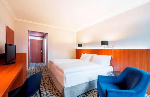 Smichov Hotel | NH Prague City