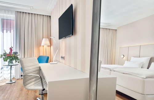 Schwechat Hotel | NH Vienna Airport Conference Center