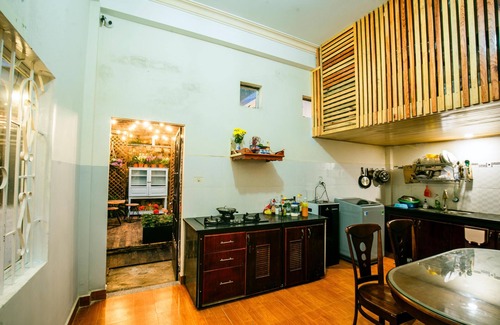 Phuong House | Nha Cua An 2
