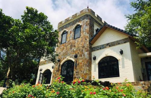 Thach That Villa | Nha Cua To - Venuestay