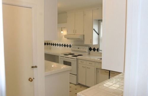 Niagara Falls House | Niagara Riverview Vacation Rental - Closest to Falls- Free Breakfast