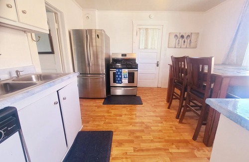 Sugar House House | Nibley Park Sugarhouse Bungalow