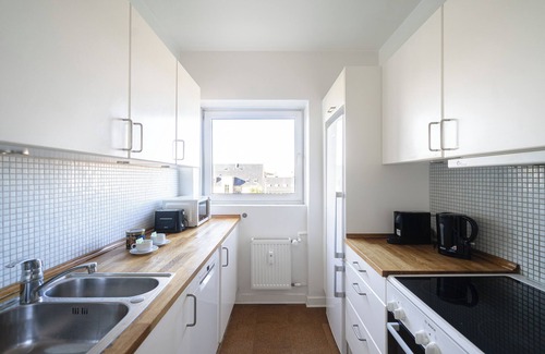 Frederiksberg C Apartment | Nice 3-bed in top Frederiksberg Location - 181