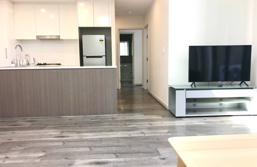 Yagoona Apartment | Nice and Clean Apartment with Free Parking and Netflix