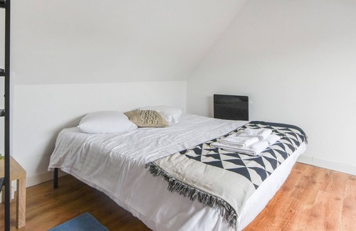 Fives Apartment | Nice and modern duplex at the foot of the metro in Lille Fives - Welkeys