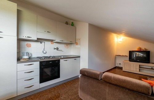 Castagnole delle Lanze Apartment | Nice apartment for 4 people with pool, WIFI, A/C, TV, patio and parking