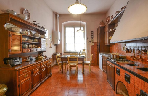 Sestri Ponente Apartment | Nice apartment in Genova Sestri Ponente