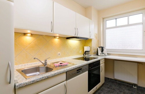 Ostvorpommern Apartment | Nice apartment for 4 people with WIFI, TV, balcony and parking