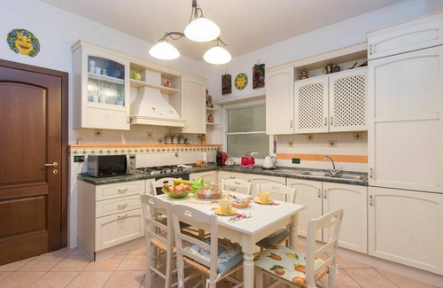 Trionfale Apartment | Nice apartment for 6 guests with A/C, WIFI, TV and balcony