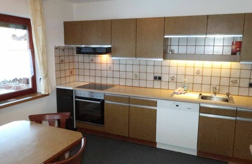 Tobadill Apartment | Nice apartment for 7 guests with WIFI, TV, balcony and parking