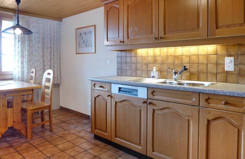 Beatenberg Apartment | Nice apartment for 6 people with WIFI, TV, balcony, pets allowed and panoramic view