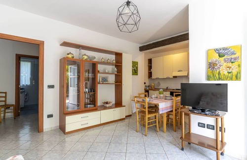 Gazzelli Apartment | Nice apartment for 4 guests with WIFI, pool, balcony, pets allowed, panoramic view and parking