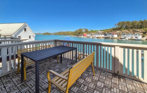 Sveio Apartment | Nice Apartment In Auklandshamn