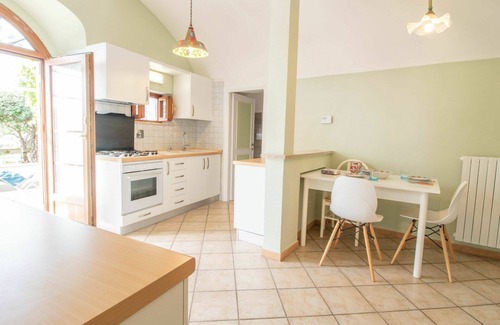Fabrica di Roma Apartment | Nice apartment for 4 guests with WIFI, TV and parking