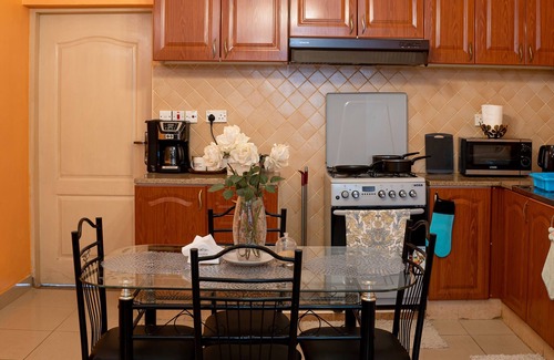 Msasani Peninsula Apartment | ⭐NICE & COZY⭐, great location in masaki,w/pool&gym