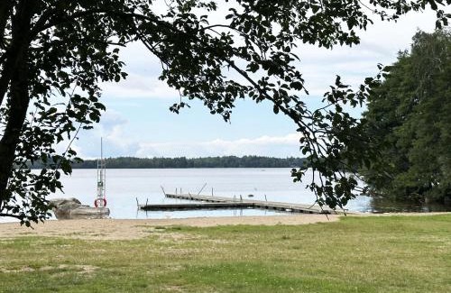 Timmersdala House | Nice holiday home by the lake Vristulve