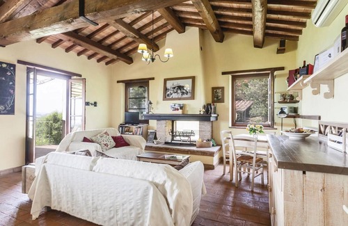 Lugnano in Teverina House | Nice home in Lugnano in Teverina