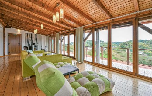 Cestica House | Nice Home In Falinic Breg With Sauna