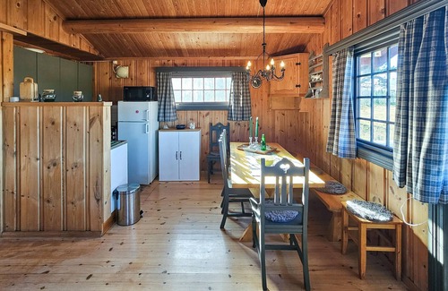 Kamben House | Nice home in Gol with sauna