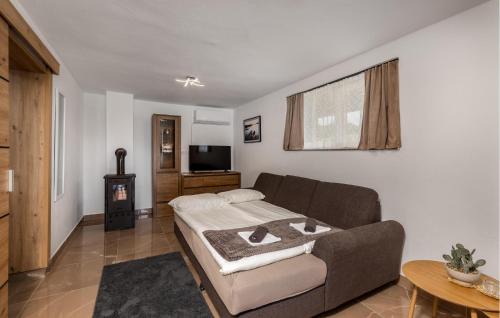 Barilovic House | Nice Home In Kosijersko Selo