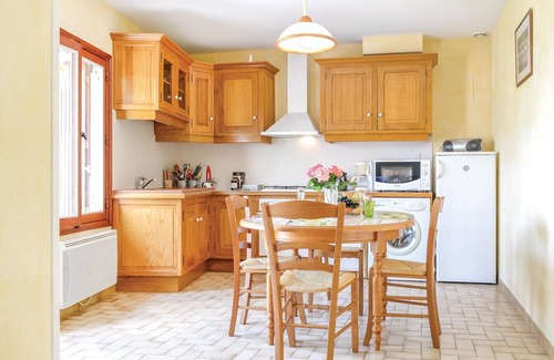 Landreville House | Nice home in Landreville with kitchen