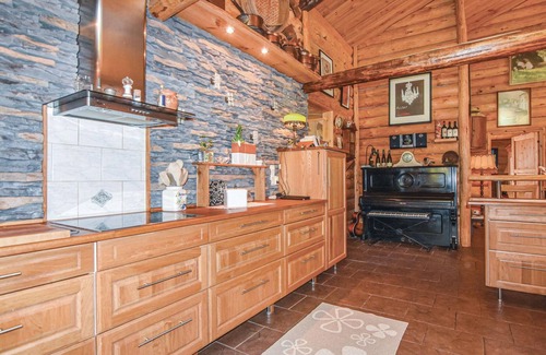 Mellerud O House | Nice home in Mellerud with sauna