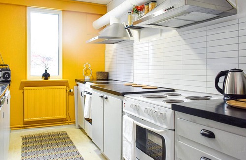 Orrefors House | Nice home in Orrefors with jacuzzi