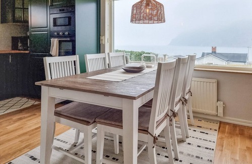 Kode House | Nice home in Rörtången