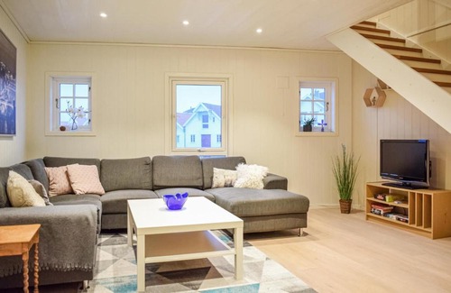 Sandve House | Nice Home In Sandve With House Sea View
