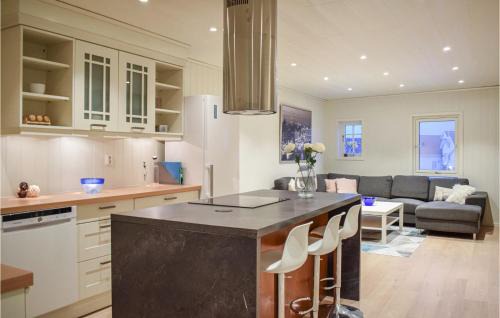 Sandve House | Nice Home In Sandve With House Sea View