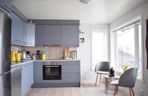 Sveio House | Nice home in Sveio with house sea view
