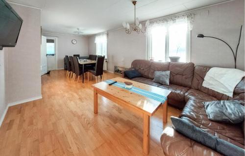 Hylte House | Nice Home In Torup With Wifi