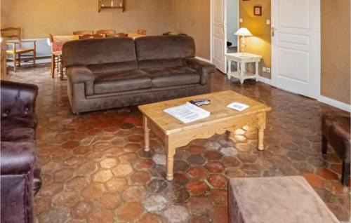 Vaudoy House | Nice Home In Vaudoy-En-Brie With Wifi