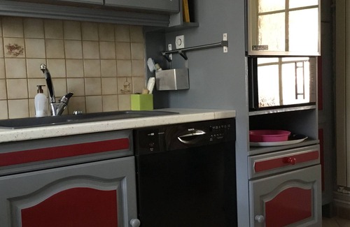 Saint-Herblain House | Nice house in quiet area with bus stops at the door and close shops