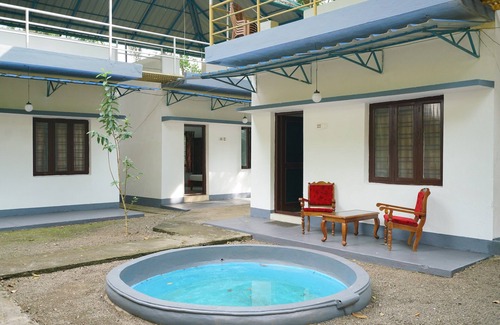 Chithirapuram Cottage | Nice Plantation Cottage Stay/Munnar