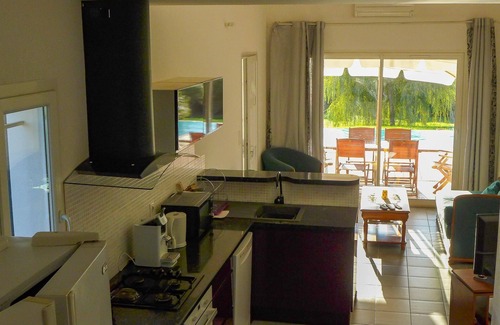 Les Amarats House | Nice quiet house classified 3* in Narbonne with private overflowing pool