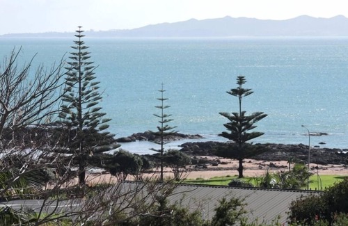 Cable Bay House | Nice, simple, easy going, comfortable beach house
