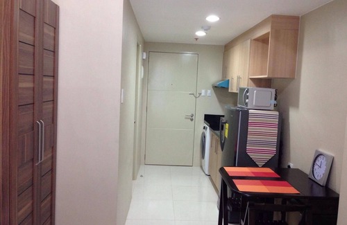Salcedo Village Apartment | Nice Studio Apartment in Salcedo Makati