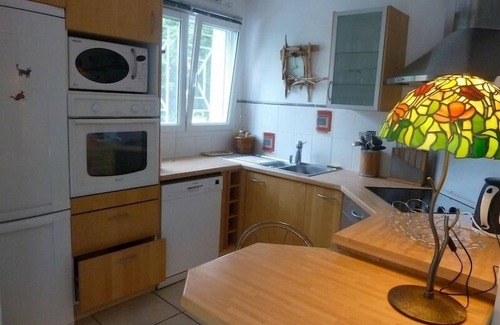 Hourtin-Plage House | nicely furnished and comfortable, close to the beach
