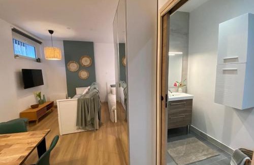 Chateau-Renault Apartment | Nid douillet tout équipé