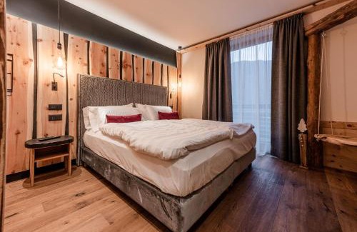 Male Apartment | Nidaris - Luxury Private Spa Suites