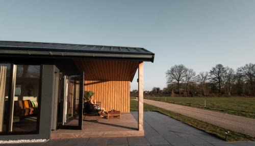 Hoogersmilde Ski Chalet | Nieuwe Luxe Lodge met Weidezicht - bij Nationaal park Drents-Friese Wold