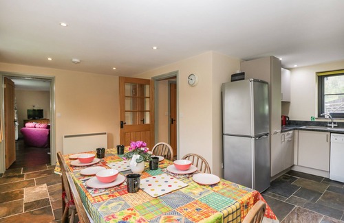 Marlborough Cottage | NINE ACRES BARN, with a garden in Marlborough, Wiltshire